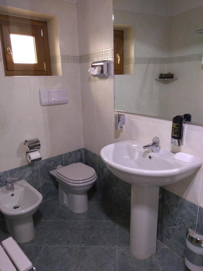 Hotel Fontana Santa กรูเมลโลเดลมอนเต ภายนอก รูปภาพ