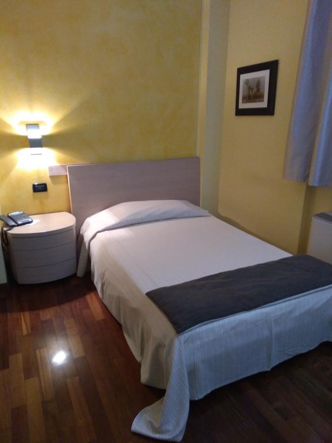 Hotel Fontana Santa กรูเมลโลเดลมอนเต ภายนอก รูปภาพ
